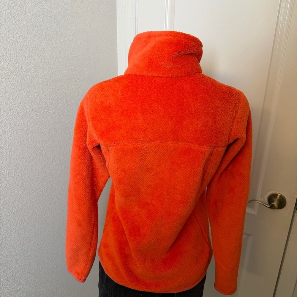 Patagonia Women's Re-Tool Snap-T Fleece Pullover in an orange/coral color Sz XS - Picture 3 of 4